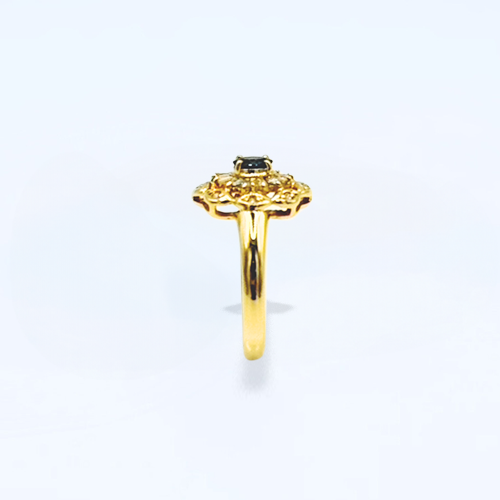 K18 sapphire ring