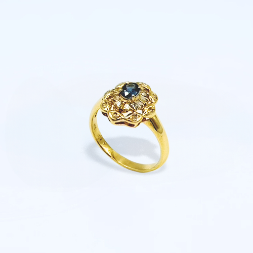 K18 sapphire ring