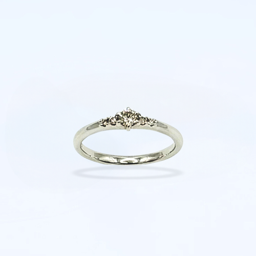 K18WG Diamond ring