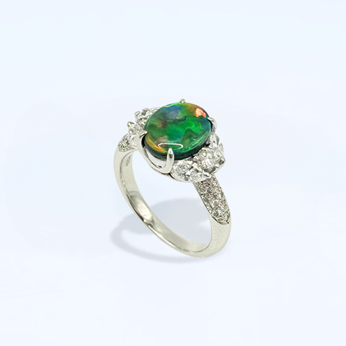 Pt900 Black opal ring