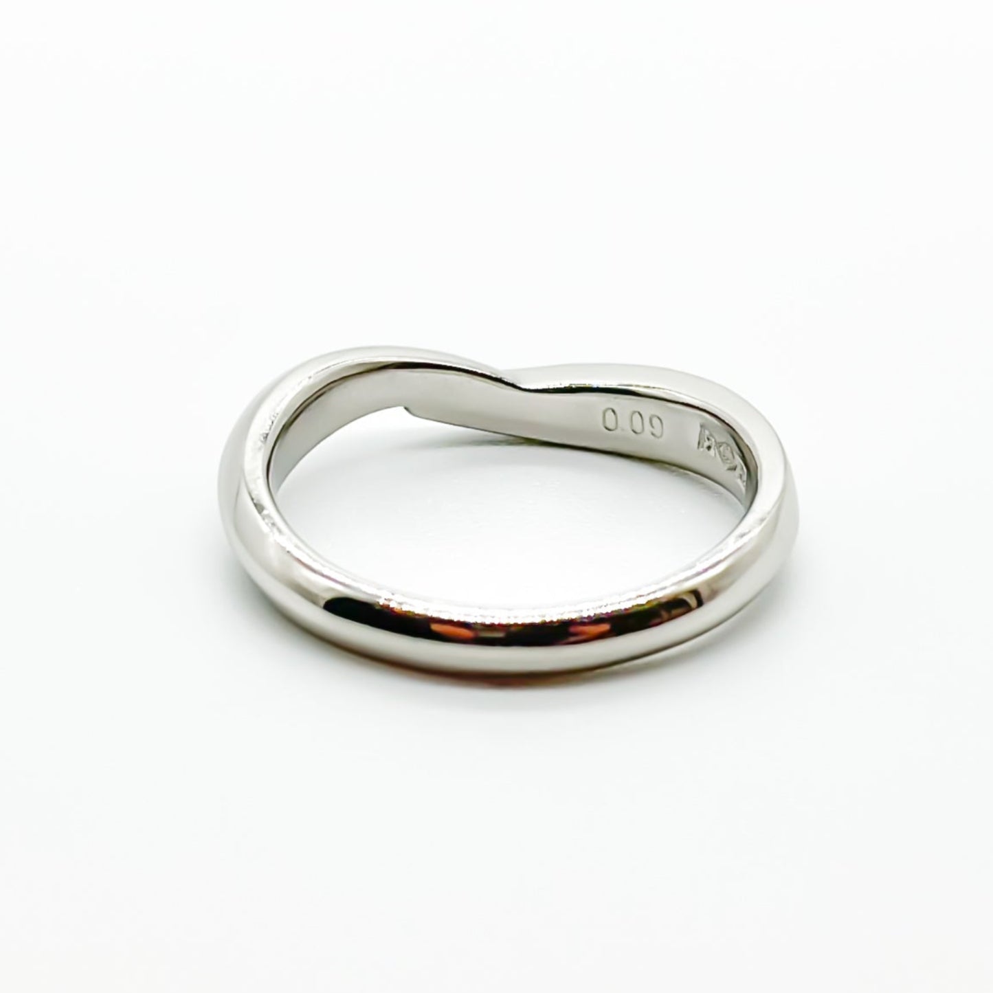 Pt900 twist ring